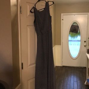 Women’s maxi dress chevron size medium